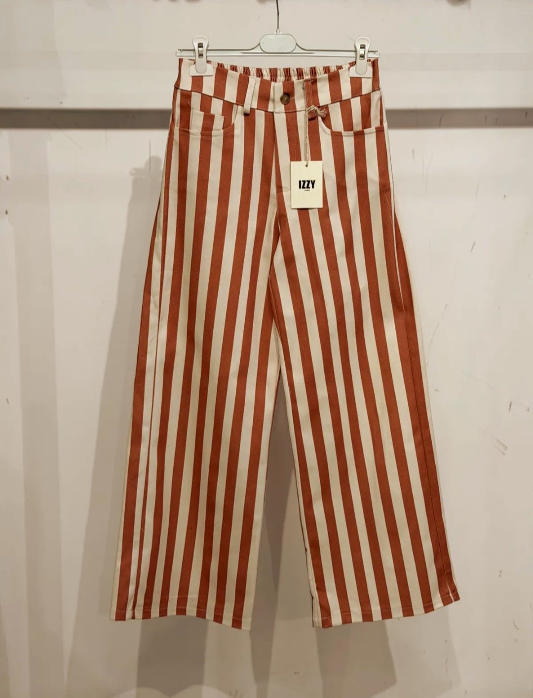 Die terrakotta- und cremefarbene Hose „Louison“