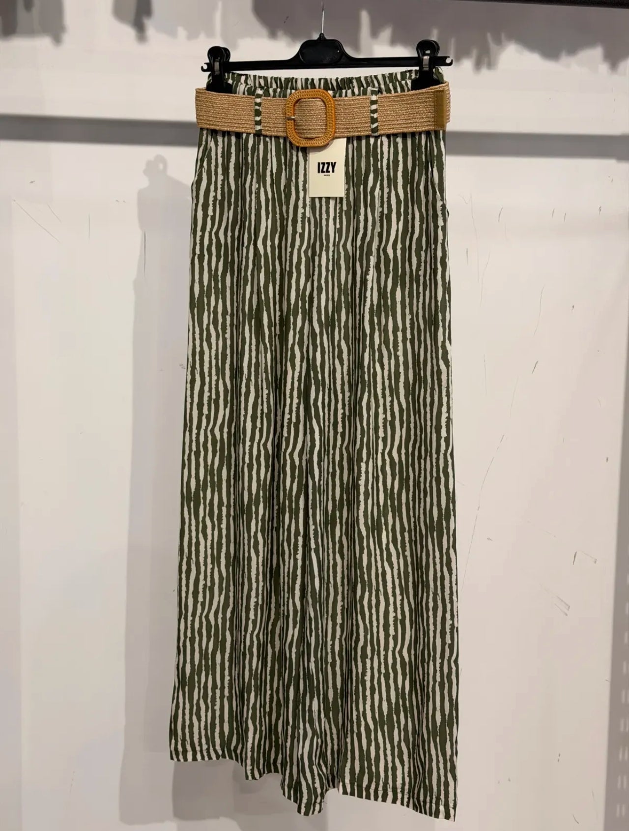 Le Pantalon Fluide Rayé kaki – Capri