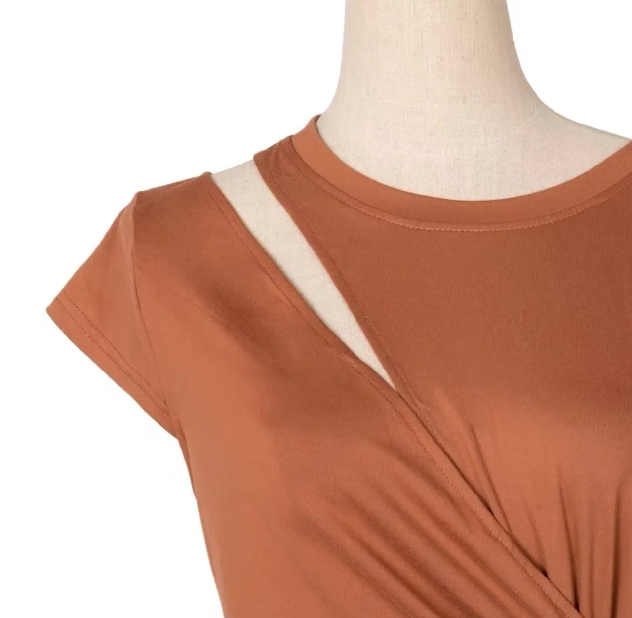 Robe Isadora – Longue Terracotta Découpes