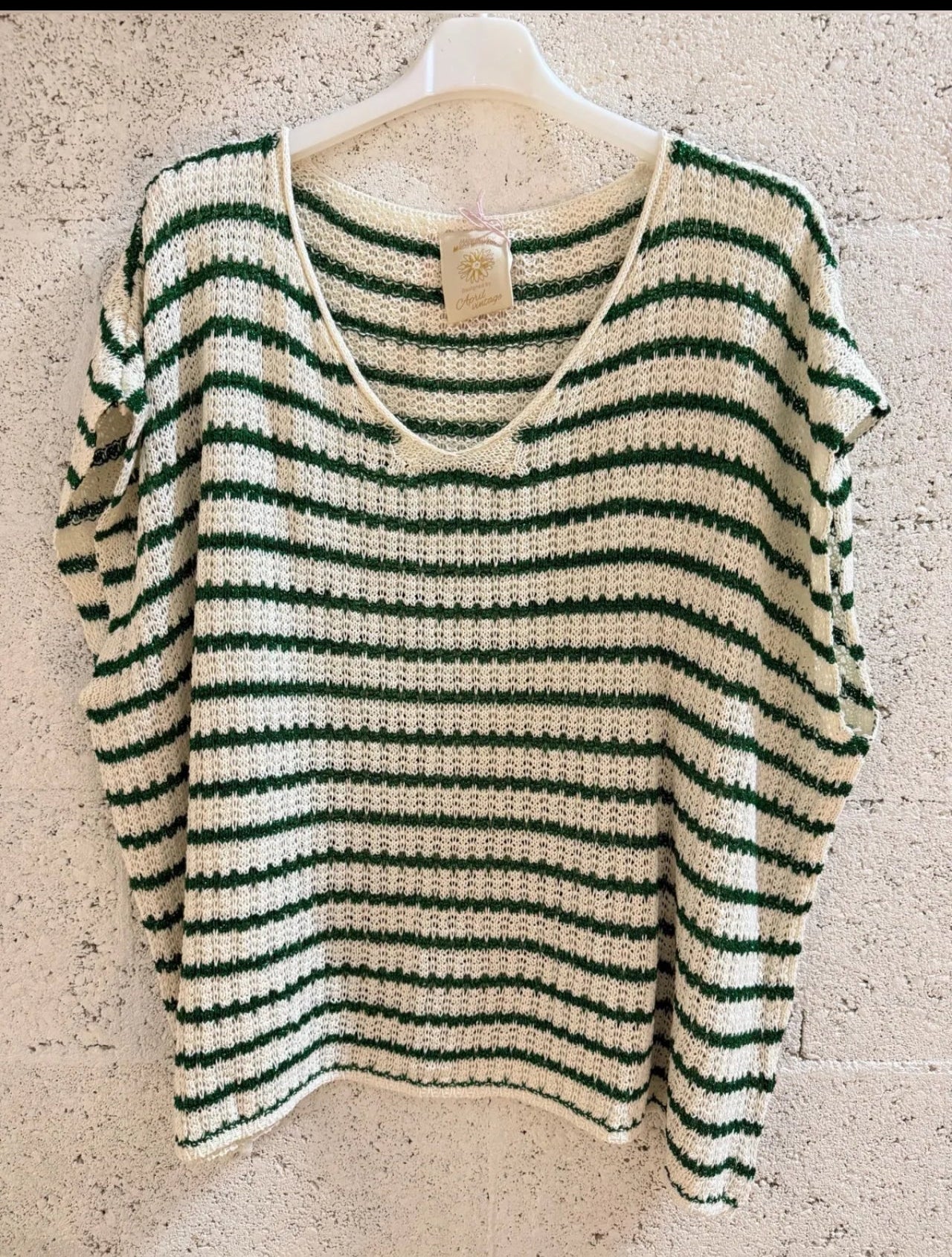 Le t-shirt en crochet "Mel" vert