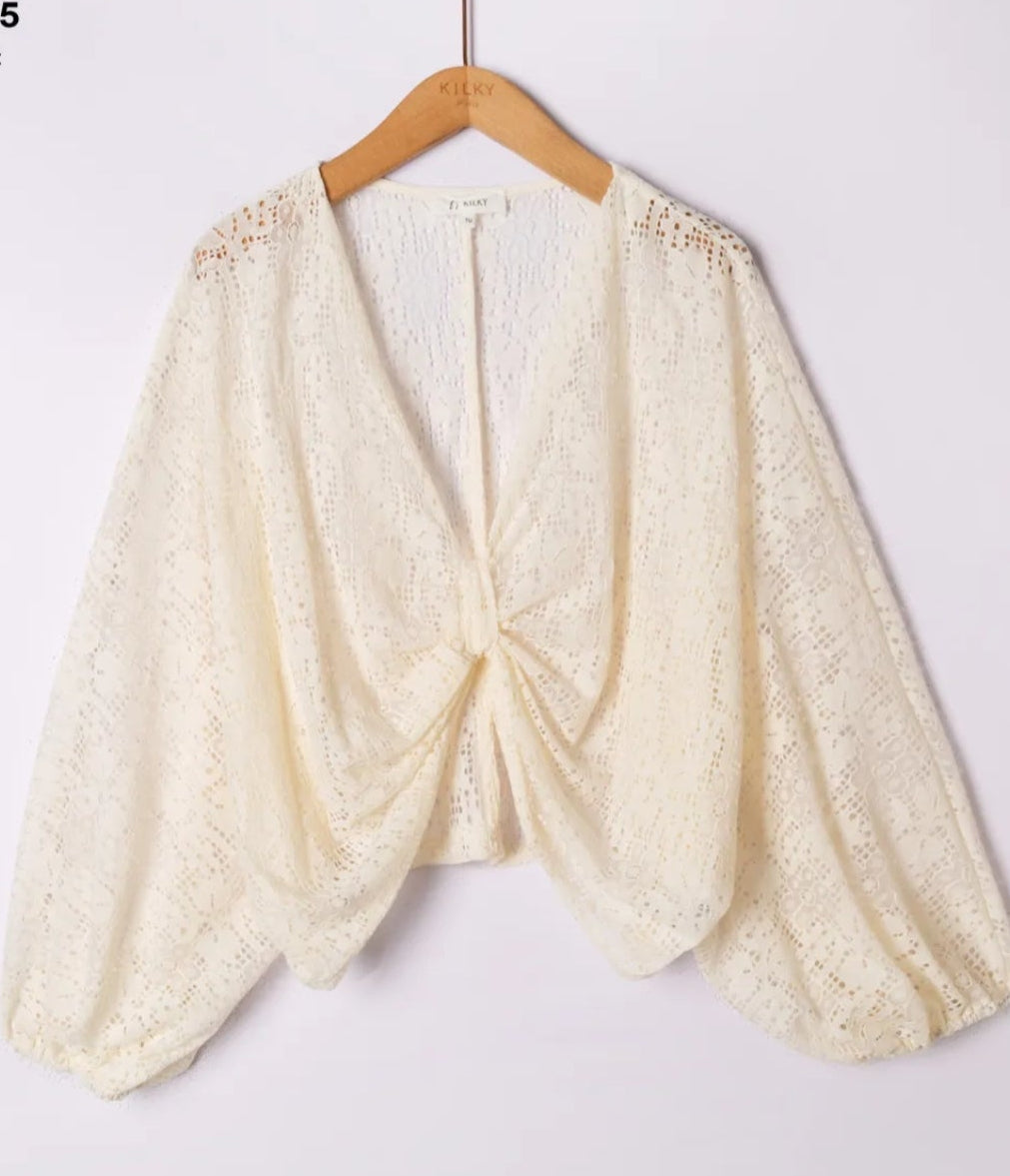 Top Valencia – Dentelle Ajourée Manches Bouffantes