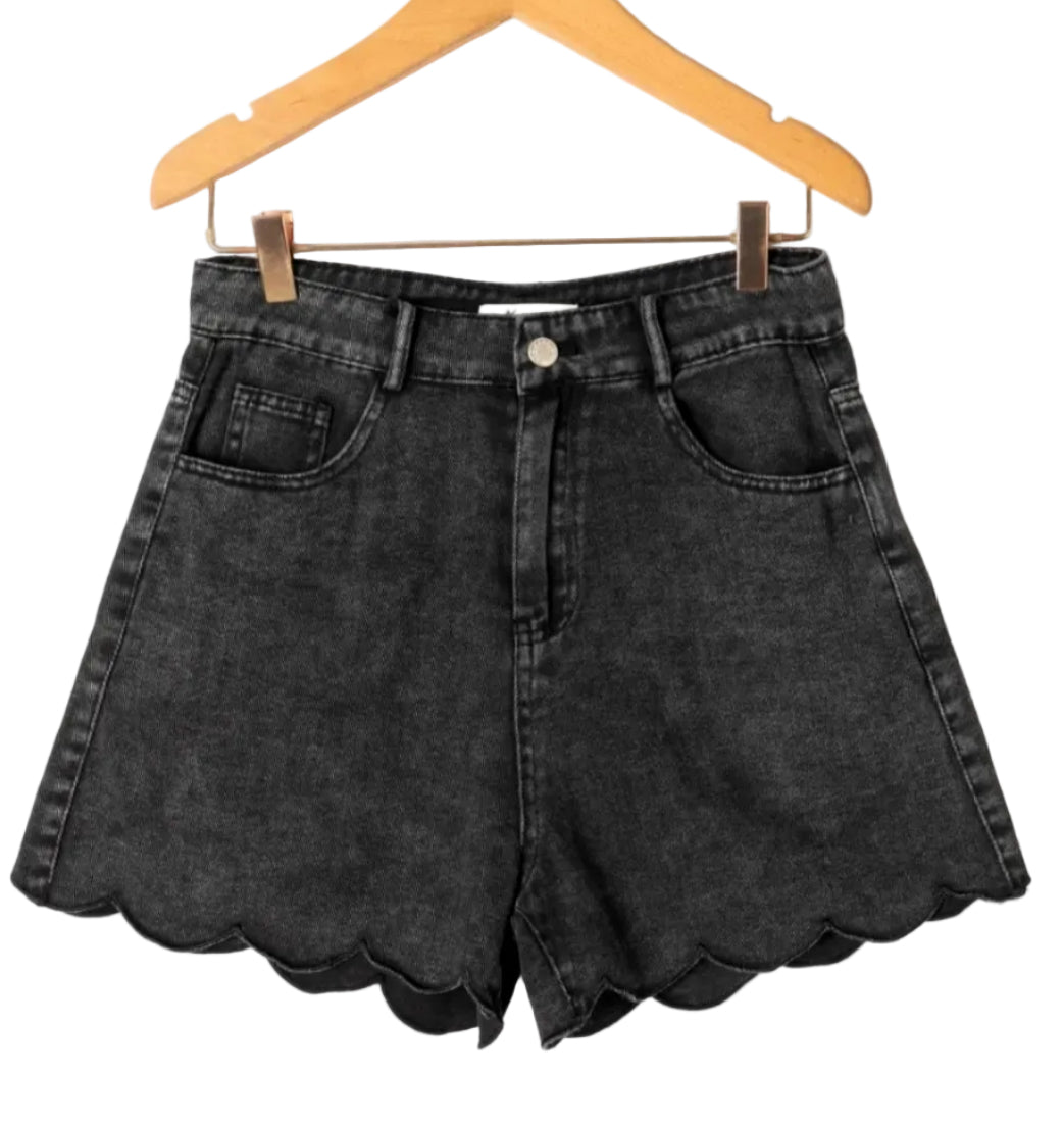 Romane – Short en Jean Noir Taille Haute