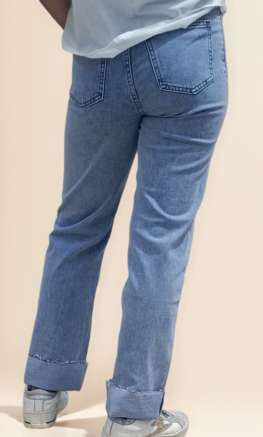 Jean "Julia"