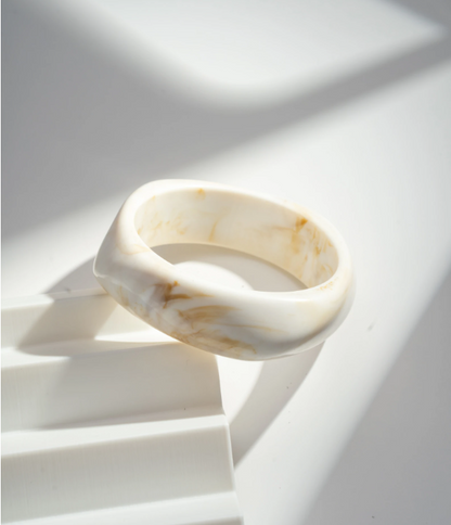 Les joncs en résine "Régine"