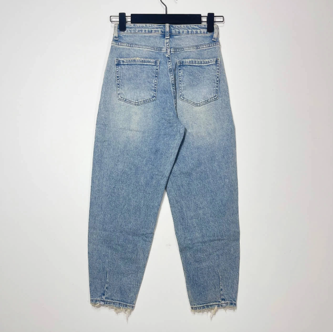 Le jean coupe boyfriend "Lia"