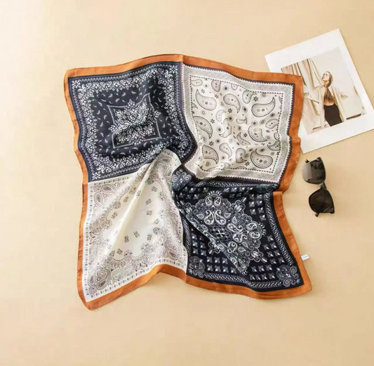 Le foulard "Garance"