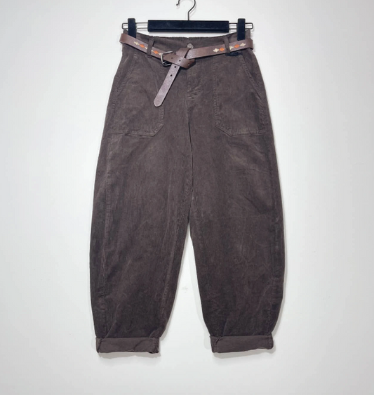Le pantalon "Barrel"