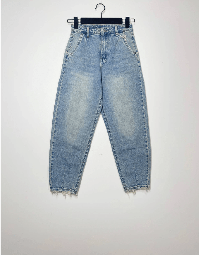 Le jean coupe boyfriend "Lia" - Lucienne & Marie
