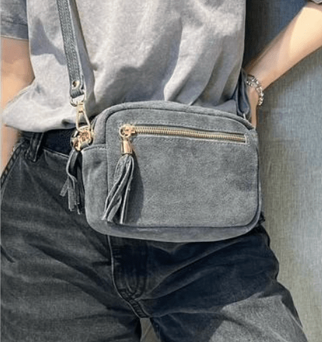 Le sac bandoulière "Ludi" 100% croûte de cuir, daim - Lucienne & Marie