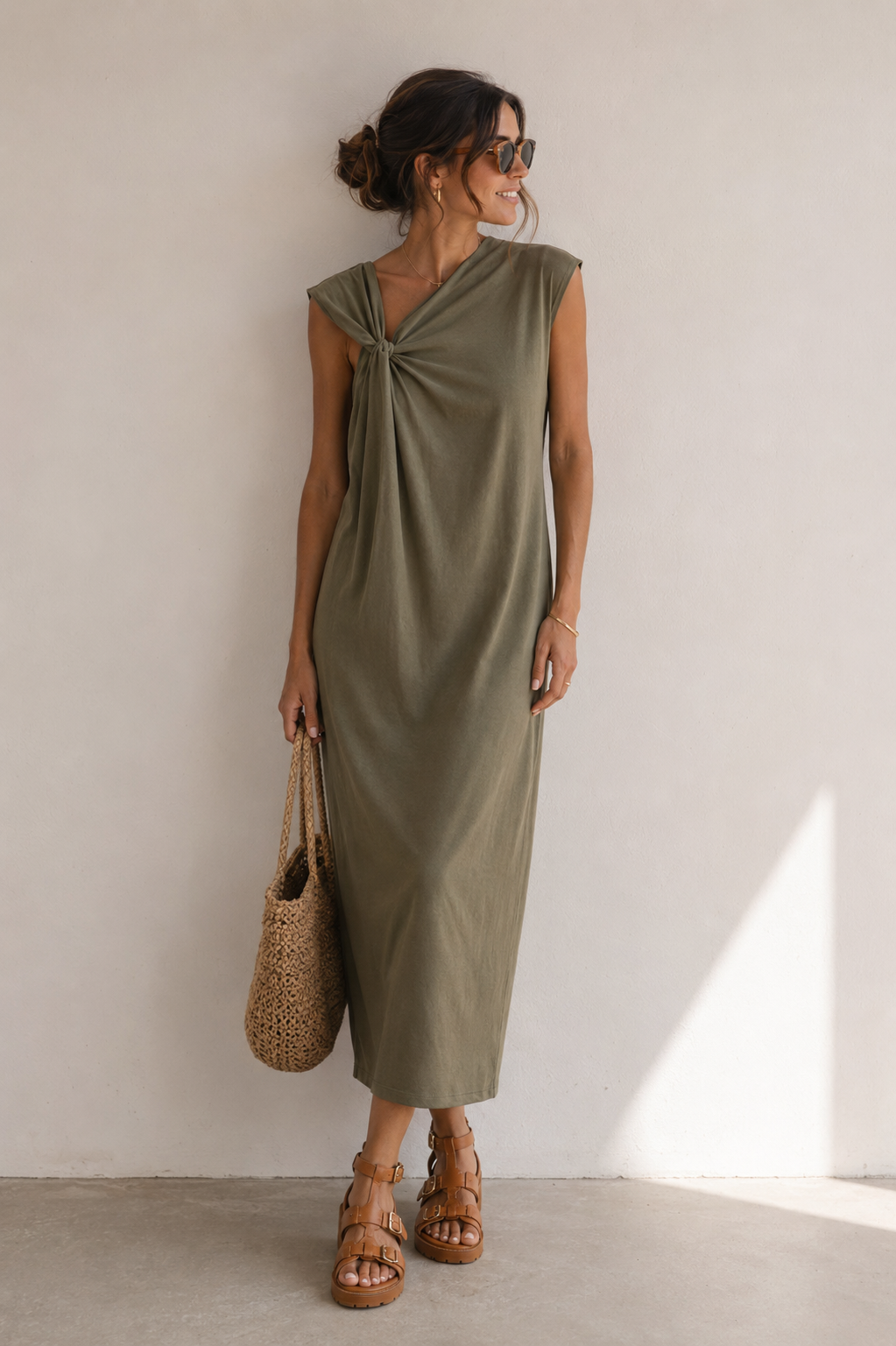 Robe Katarina – Longue Coton Kaki Nœud Asymétrique