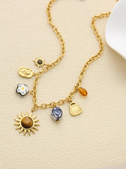 Le collier breloques "Lilas"