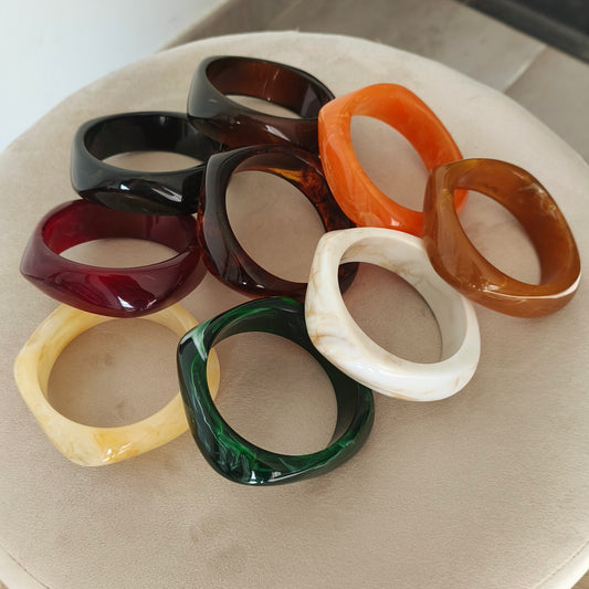 Les joncs en résine "Régine"