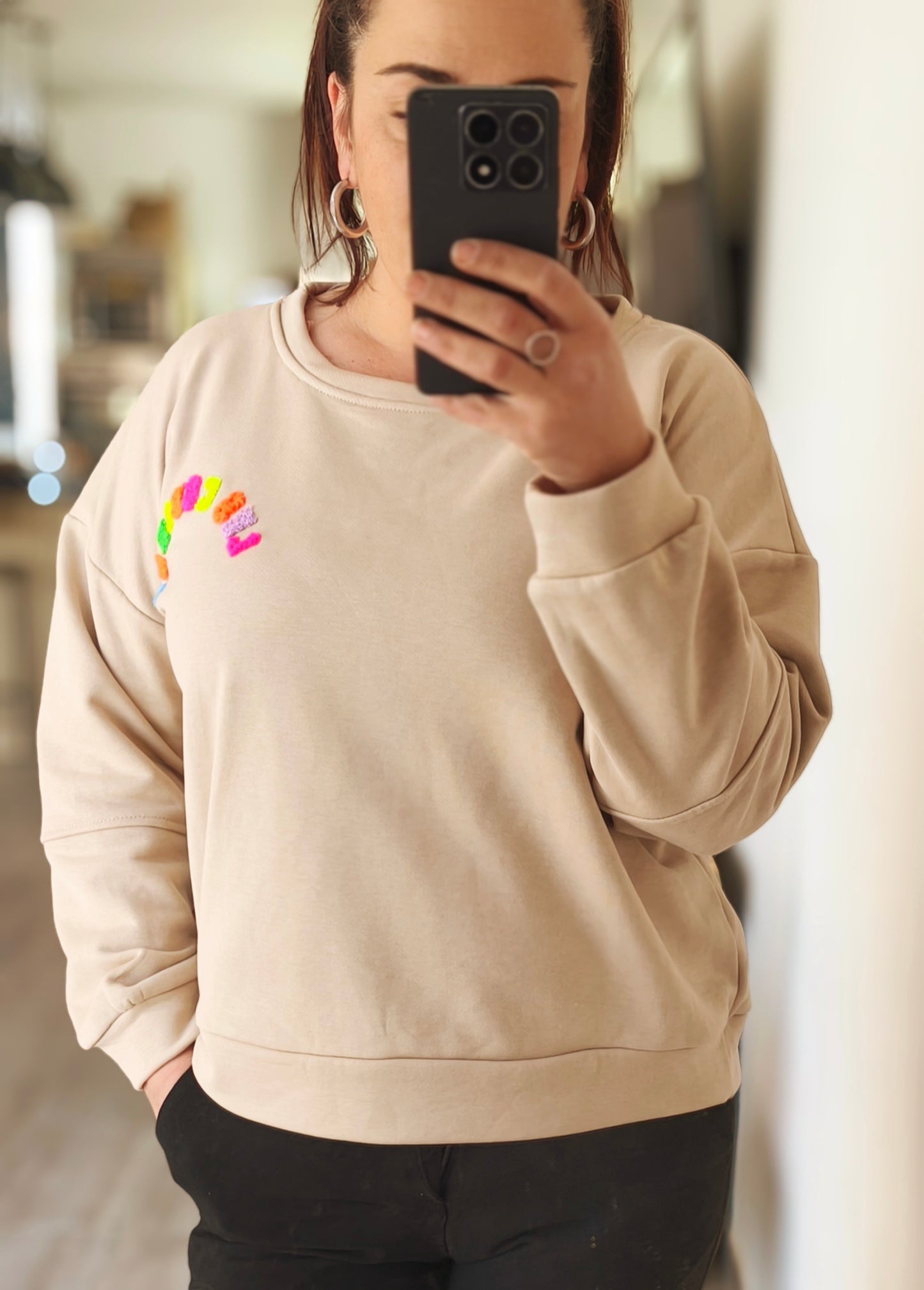 Le sweat broderies "Les copines"