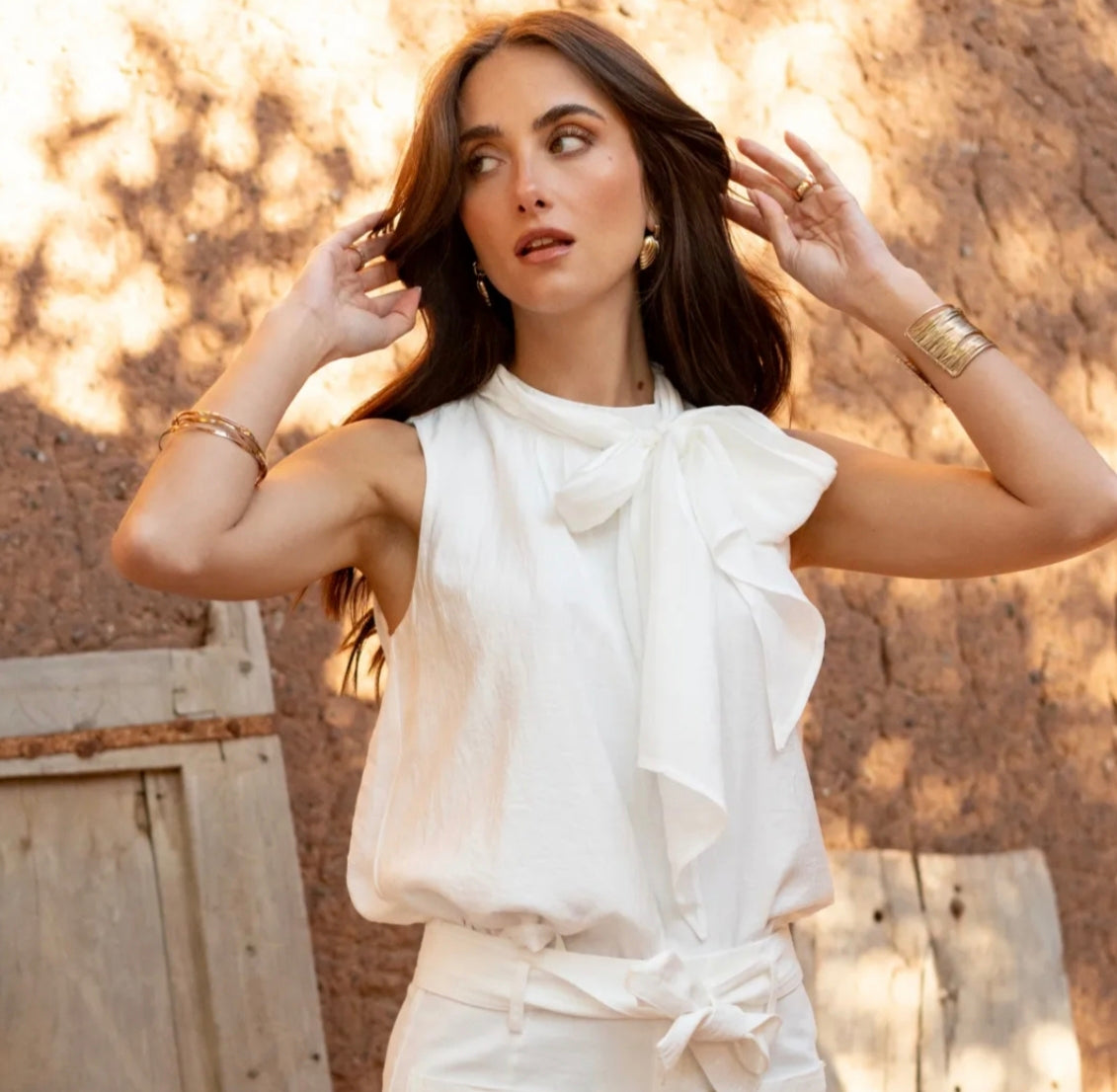 Top Scarlett – Col Foulard Noué