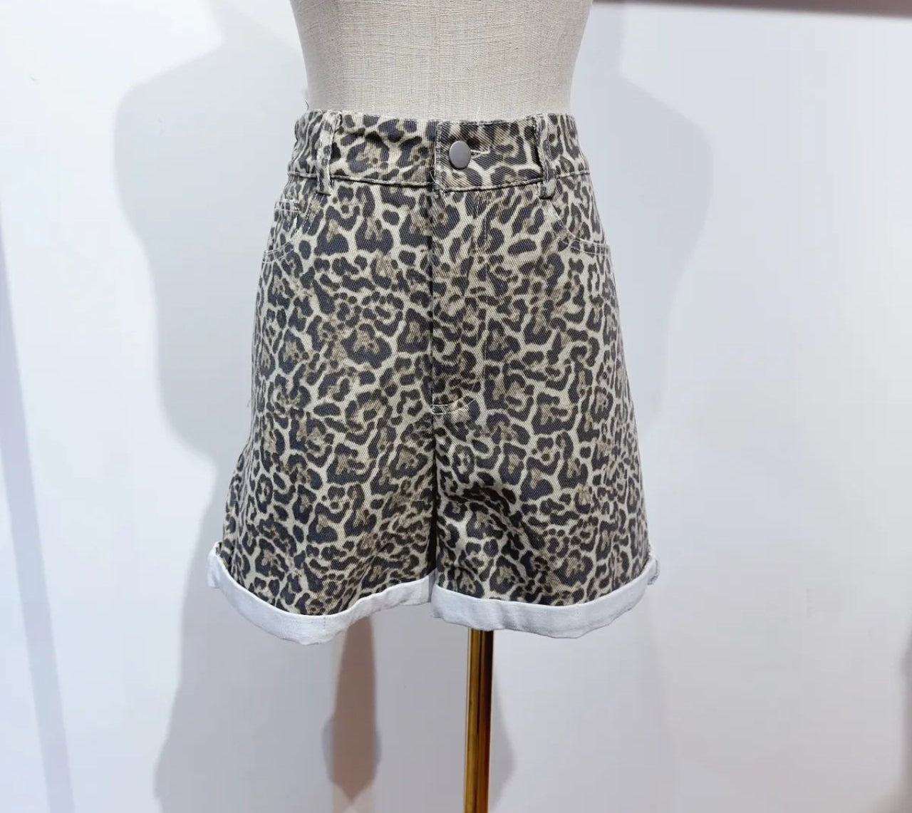 Short Savane – Imprimé Léopard Taille Haute