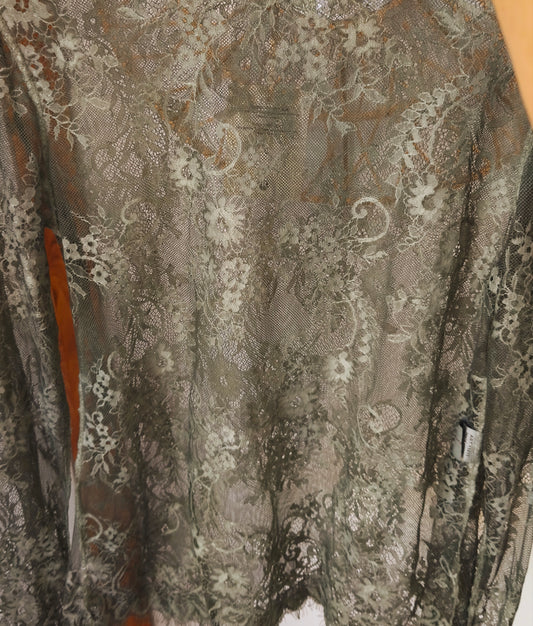 Le top dentelle "Isy"