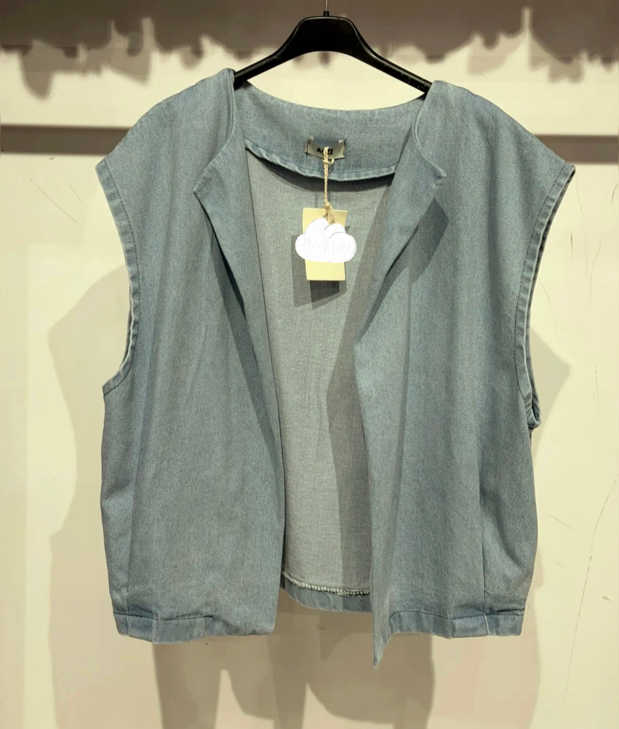 "Lola" Sleeveless Vest