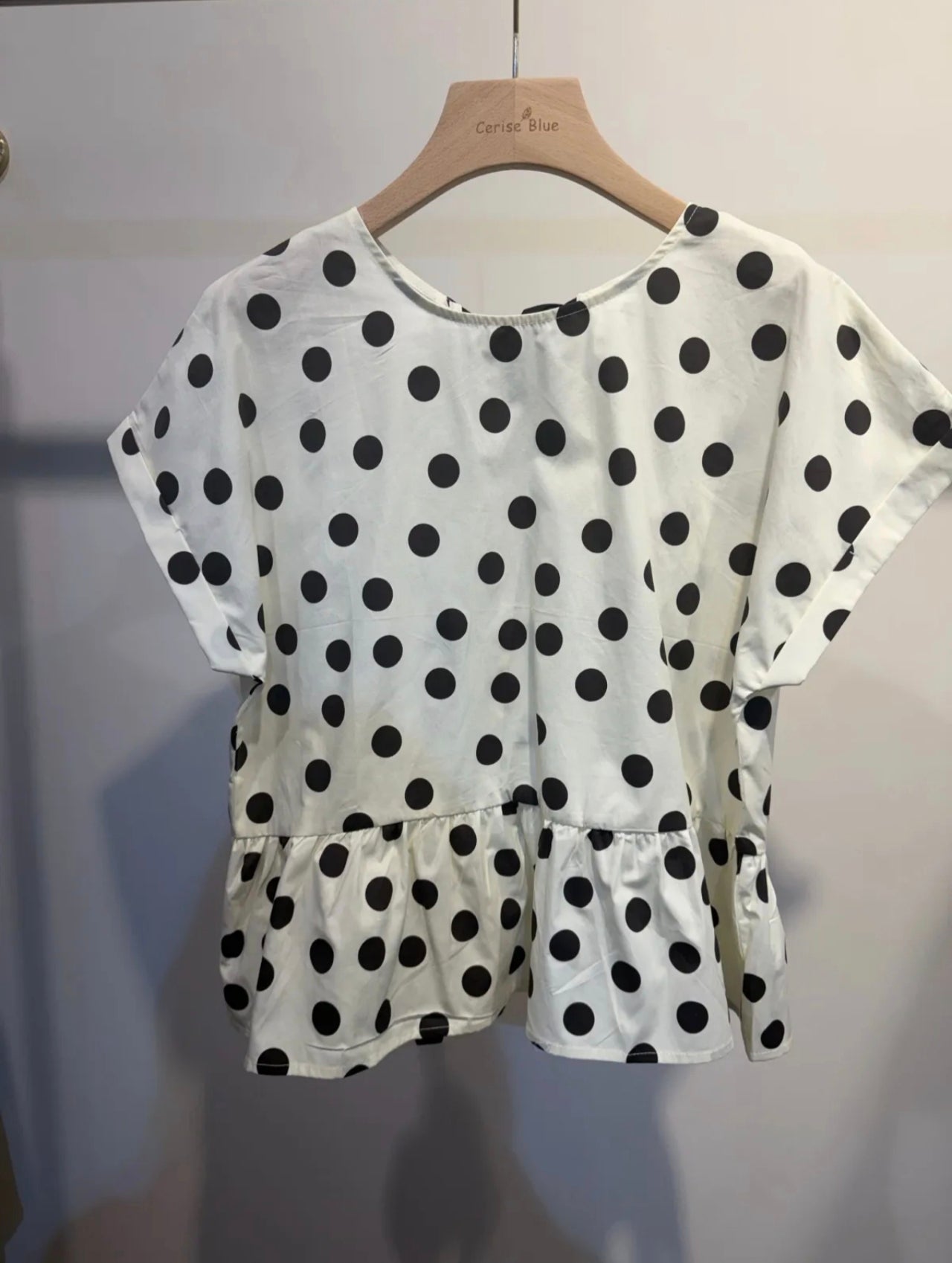 Top Constance – Pois Noirs & Écru