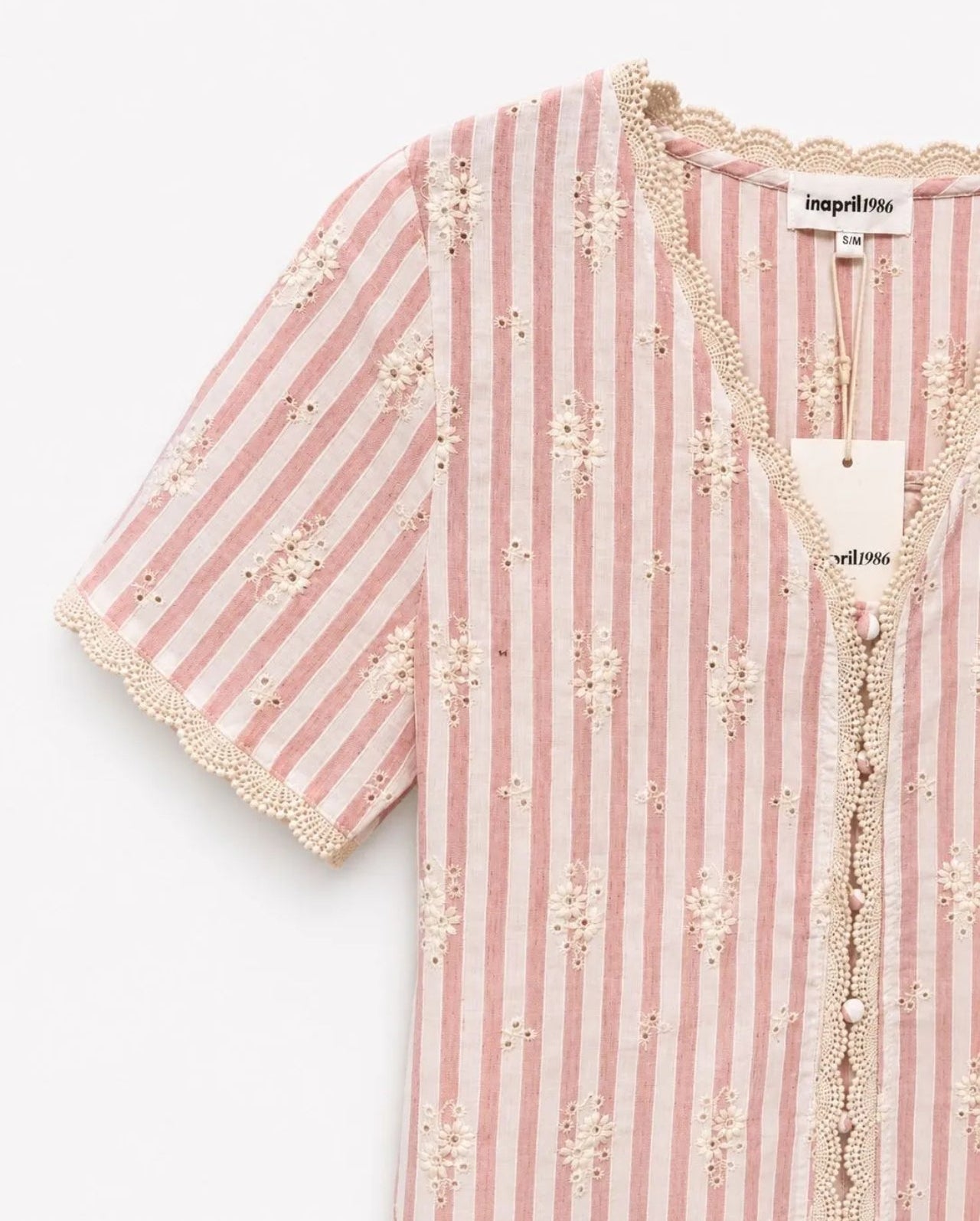 Blouse Violette – Rayures Rose & Broderie Anglaise